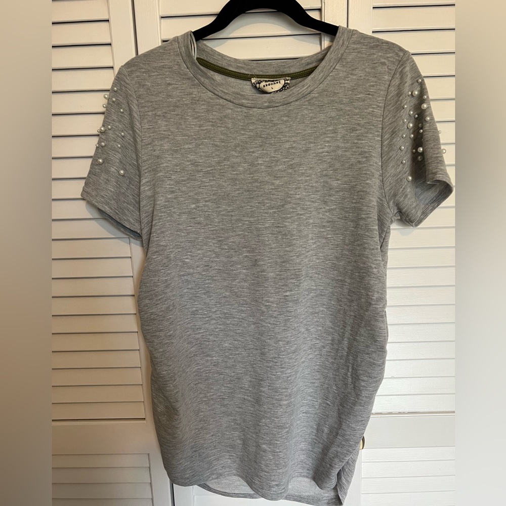 Pearl Sleeve Maternity Top